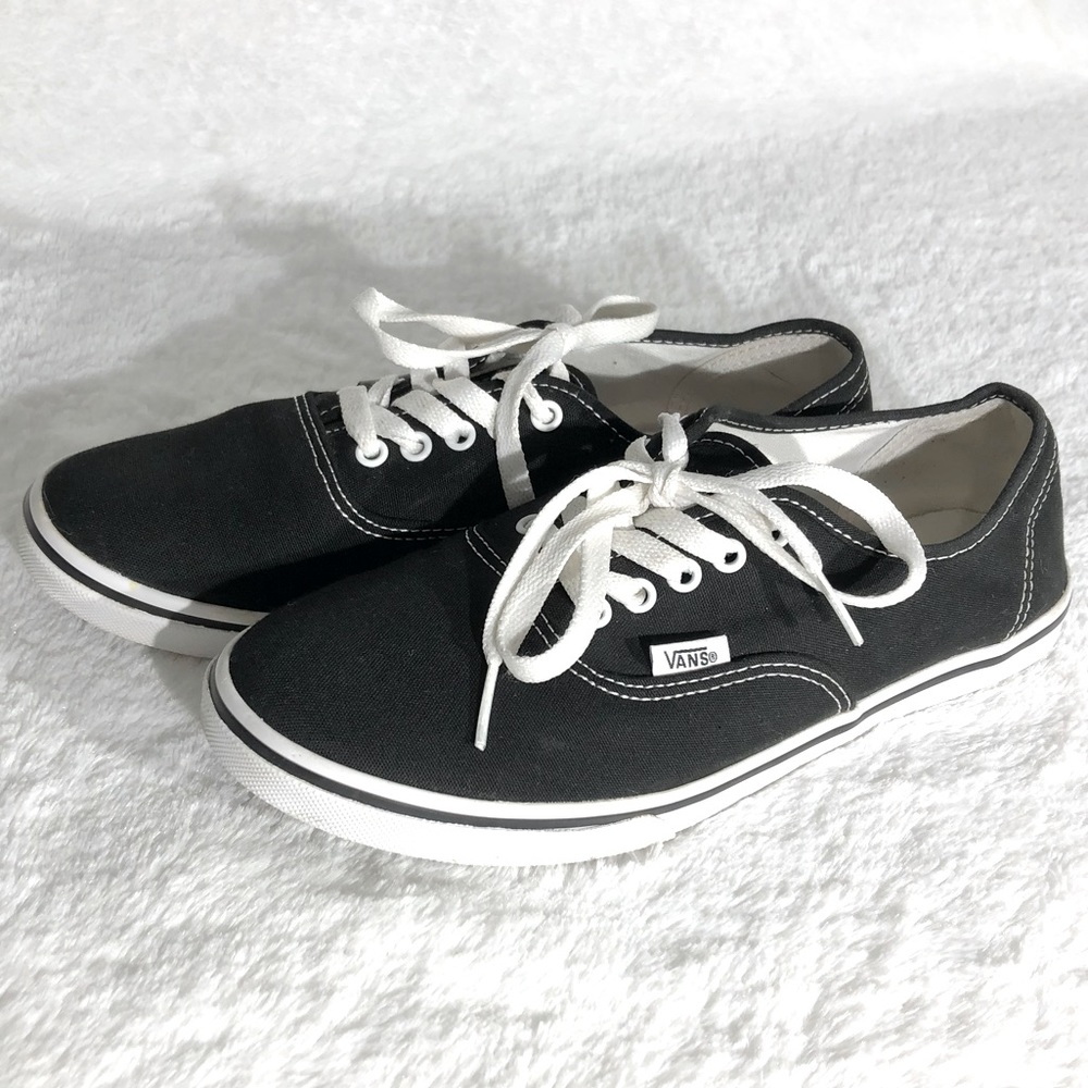 Vans Authentic Canvas Shoe